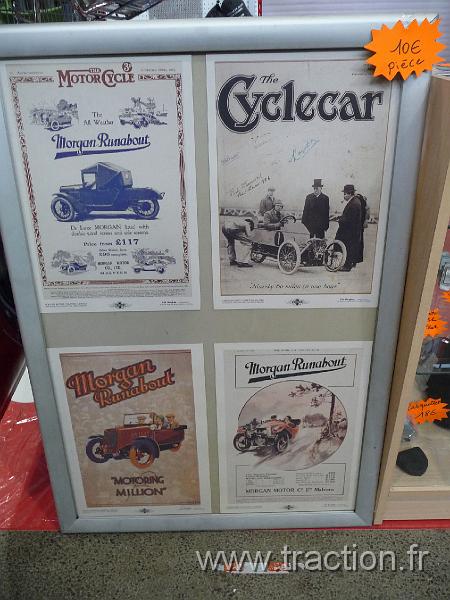 Epoquauto (131).JPG - 05/11/2010 - 69000 LYONƒPOQU'AUTO32�me Salon International Autos & Motos AnciennesGeorges Bobin, SpŽcialiste indŽpendantMORGAN (affichettes)